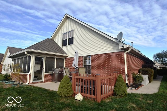 933 Amesbury Court, Indianapolis, IN 46217