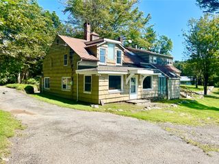 5 Boulder Ponds Drive, Somers, NY 10589