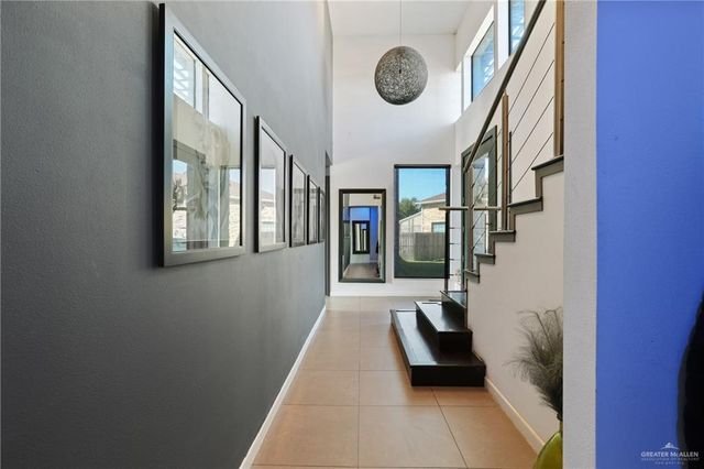 1005 W I Street, Mission, TX 78572