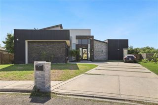 1005 W I Street, Mission, TX 78572
