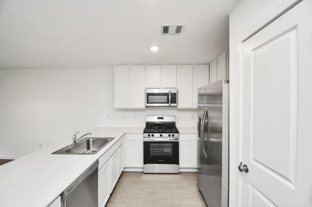 1034 Gentle Nook Drive, Beasley, TX 77417