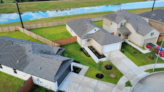 1034 Gentle Nook Drive, Beasley, TX 77417
