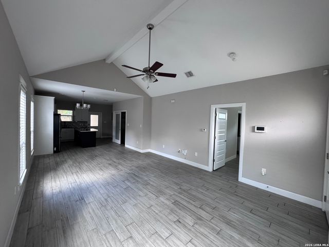 1018 S PINE ST, San Antonio, TX 78210