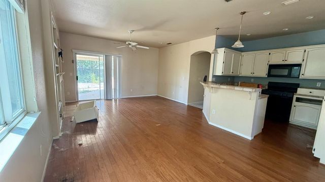 9164 Sunfire Way, Sacramento, CA 95826