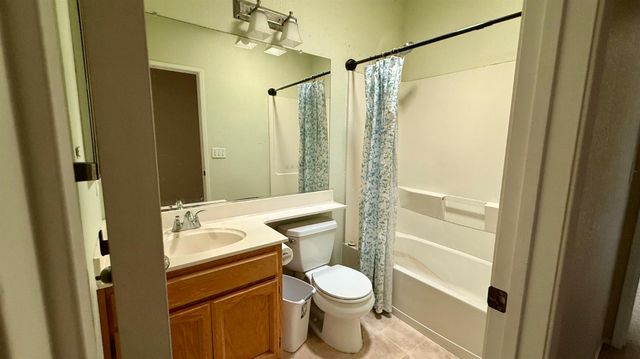 9164 Sunfire Way, Sacramento, CA 95826