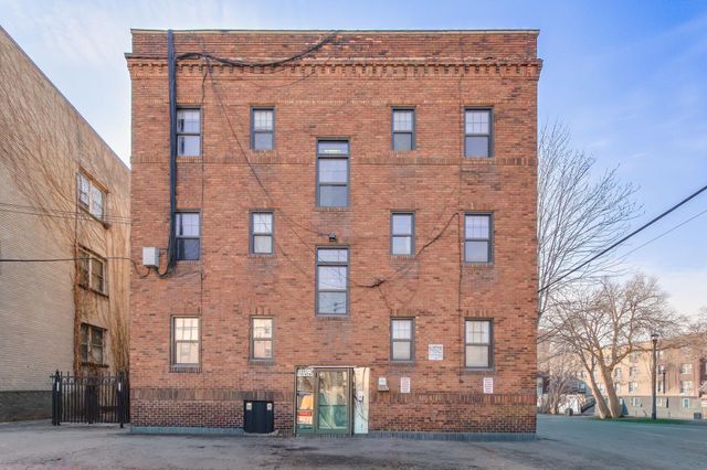 1901 Stevens Avenue 303, Minneapolis, MN 55403