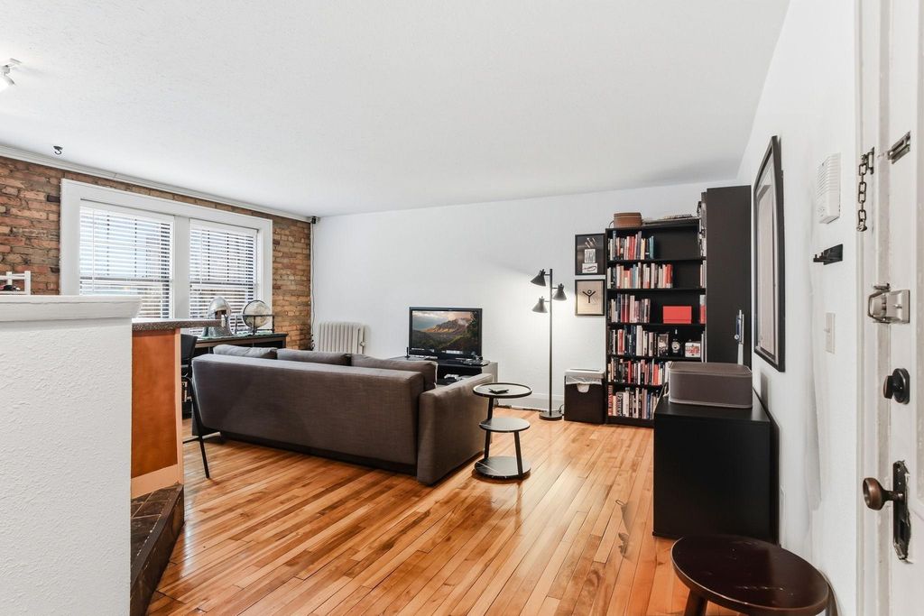 1901 Stevens Avenue 303, Minneapolis, MN 55403 — photo 5
