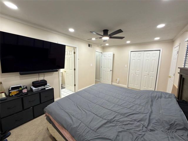 1804 Ashborough SE Way L, Marietta, GA 30067