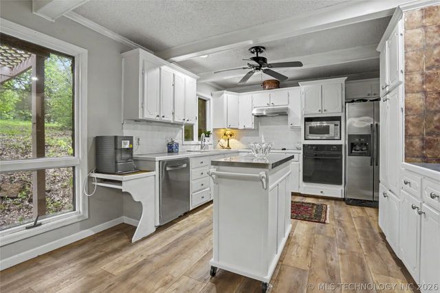 10947 S 209th East Avenue, Broken Arrow, OK 74014