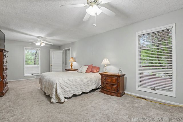 10947 S 209th East Avenue, Broken Arrow, OK 74014