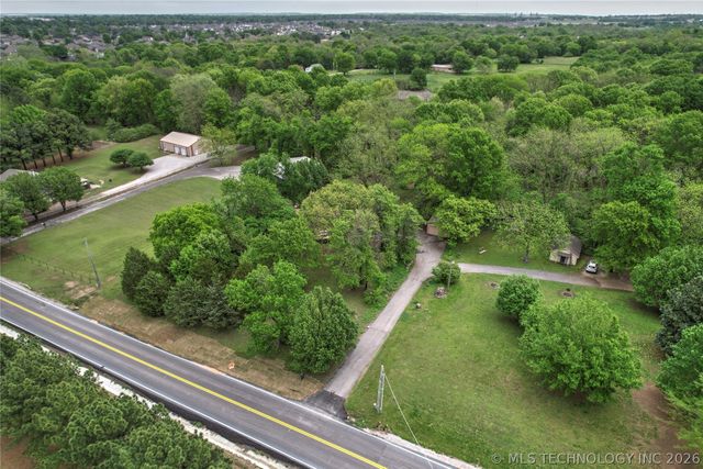 10947 S 209th East Avenue, Broken Arrow, OK 74014