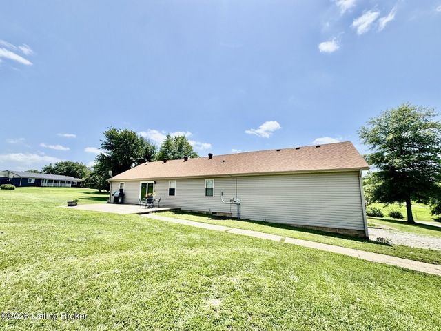 851 McAfee Ln, Salvisa, KY 40372