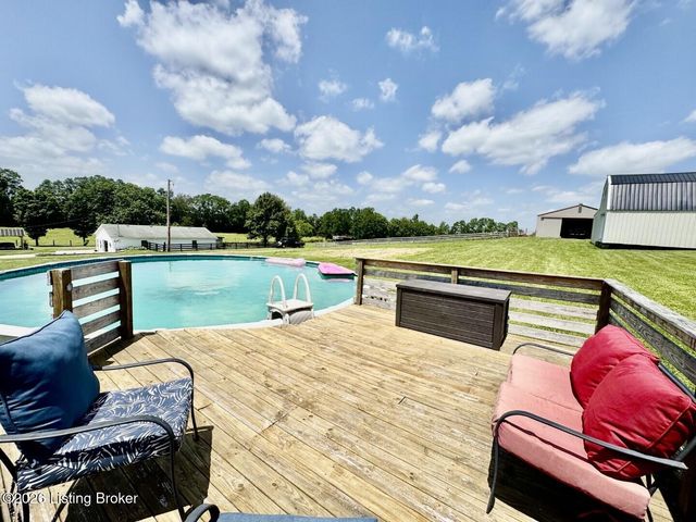 851 McAfee Ln, Salvisa, KY 40372