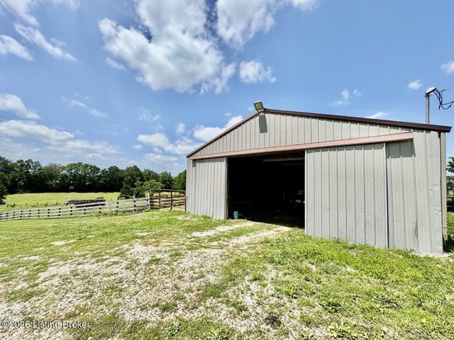 851 McAfee Ln, Salvisa, KY 40372