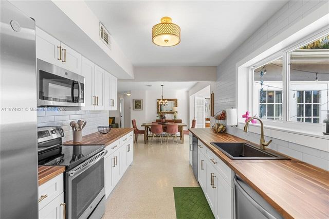 1116 SE 13th Court, Deerfield Beach, FL 33441