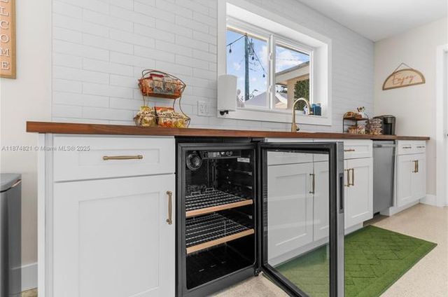 1116 SE 13th Court, Deerfield Beach, FL 33441