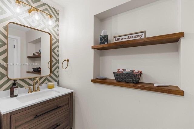 1116 SE 13th Court, Deerfield Beach, FL 33441