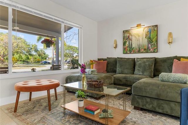 1116 SE 13th Court, Deerfield Beach, FL 33441