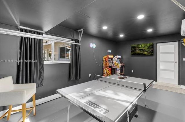 1116 SE 13th Court, Deerfield Beach, FL 33441