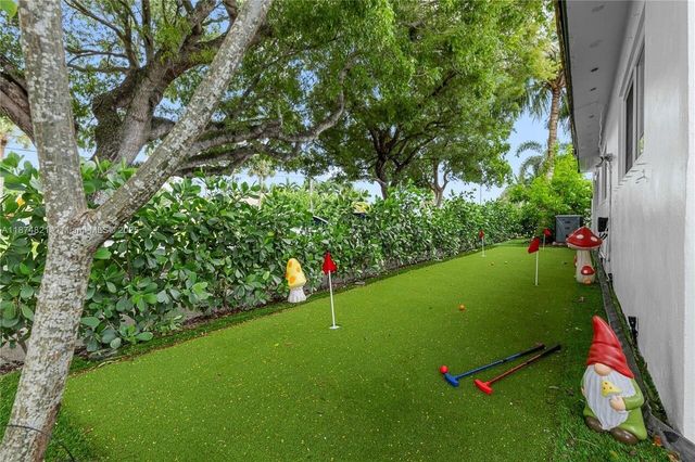 1116 SE 13th Court, Deerfield Beach, FL 33441