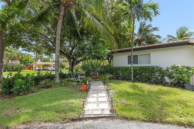 1116 SE 13th Court, Deerfield Beach, FL 33441