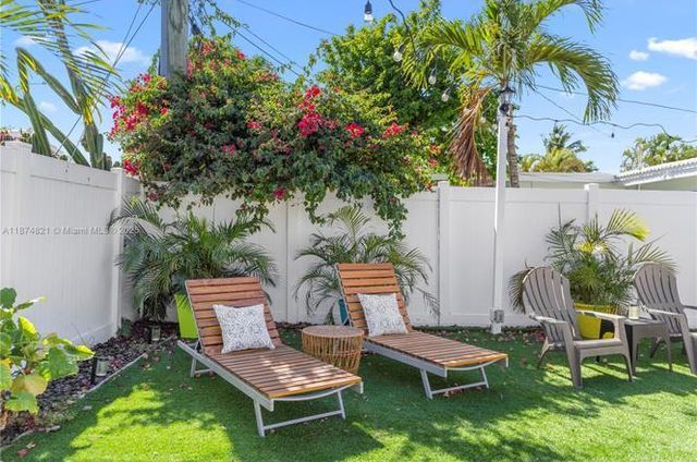 1116 SE 13th Court, Deerfield Beach, FL 33441