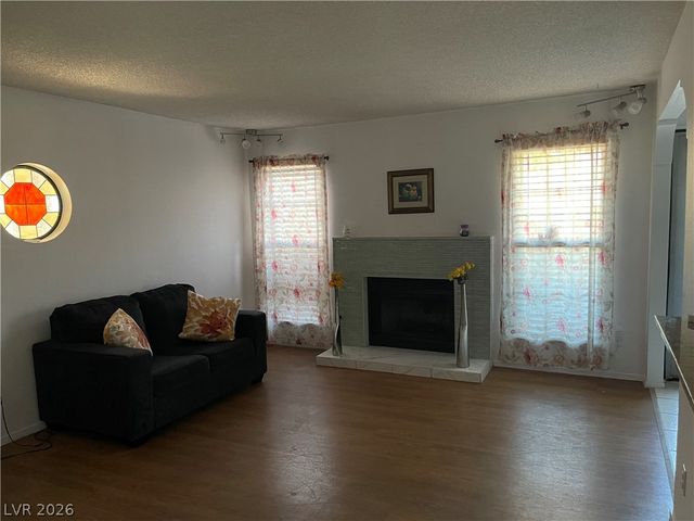 1751 East Reno Avenue 109, Las Vegas, NV 89119