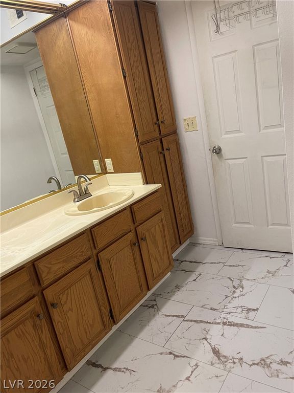 1751 East Reno Avenue 109, Las Vegas, NV 89119