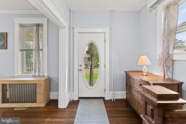 133 WATERLOO ST, Warrenton, VA 20186