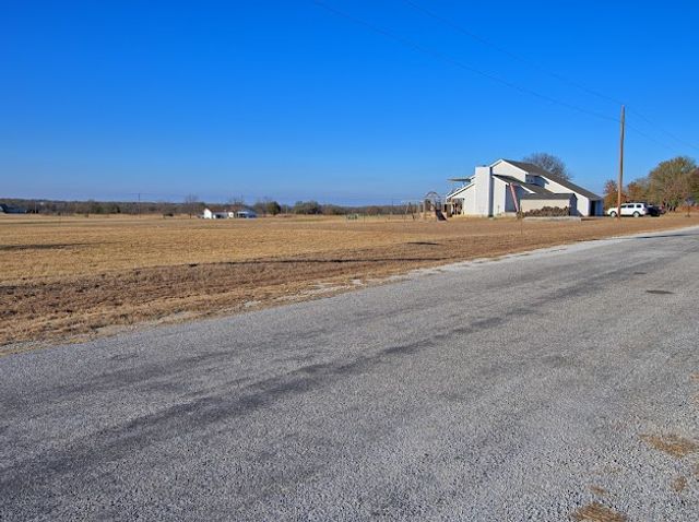 141 Diamond Oaks Drive, Nocona, TX 76255