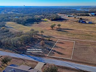 141 Diamond Oaks Drive, Nocona, TX 76255
