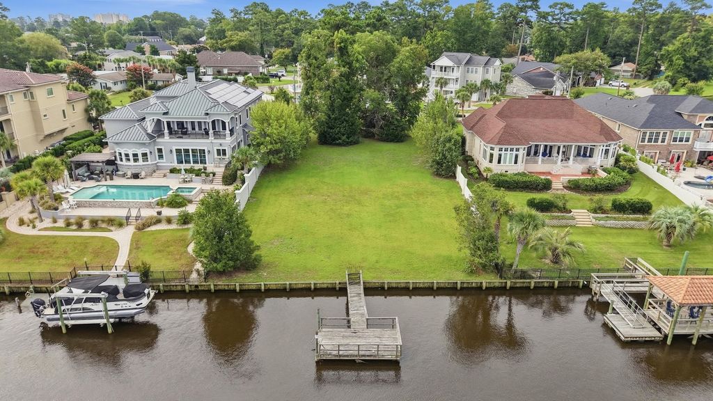 902 Waterside St., North Myrtle Beach, SC 29582 — exterior
