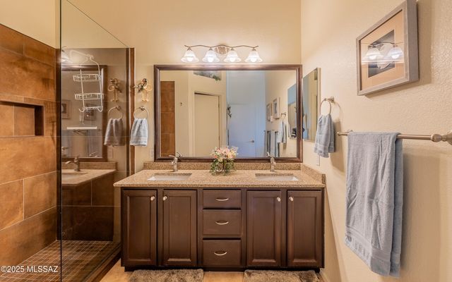5379 W Tearblanket Place, Marana, AZ 85658