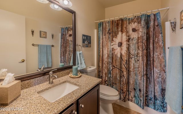 5379 W Tearblanket Place, Marana, AZ 85658