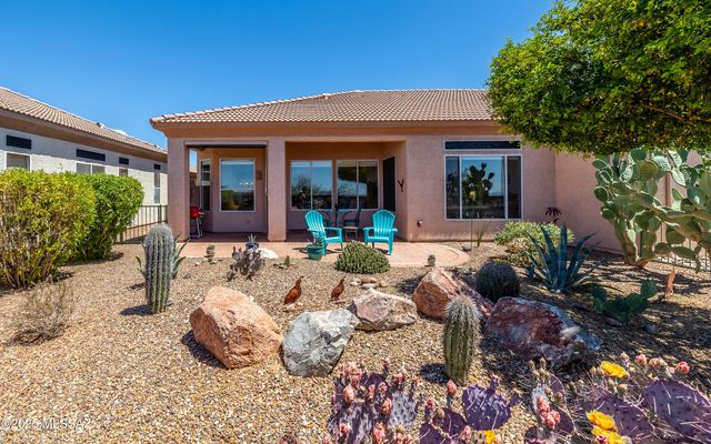 5379 W Tearblanket Place, Marana, AZ 85658