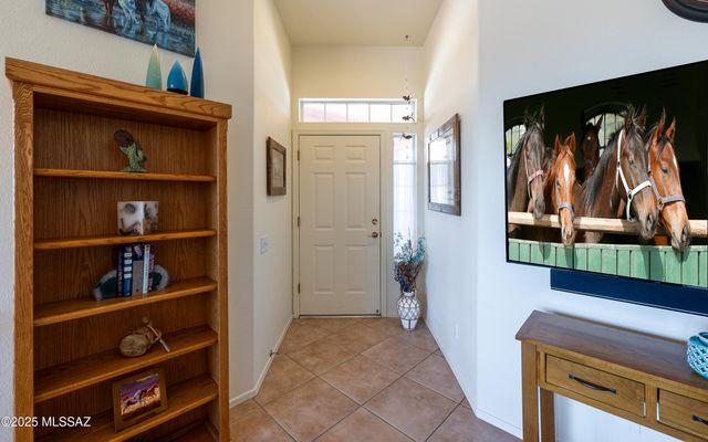 5379 W Tearblanket Place, Marana, AZ 85658