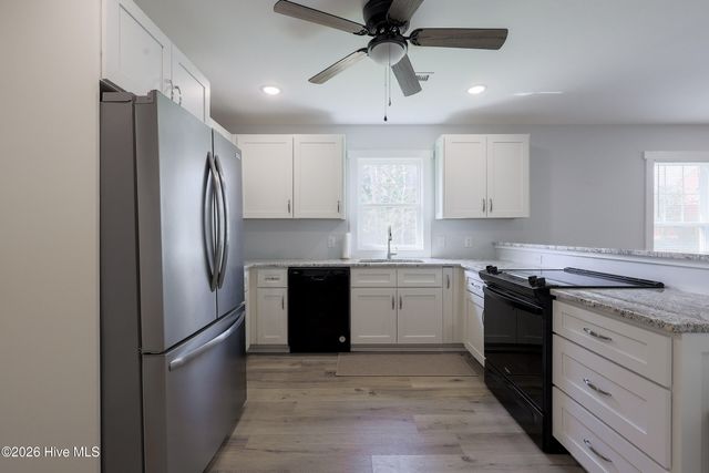 441 Ridge Road, Wilmington, NC 28412