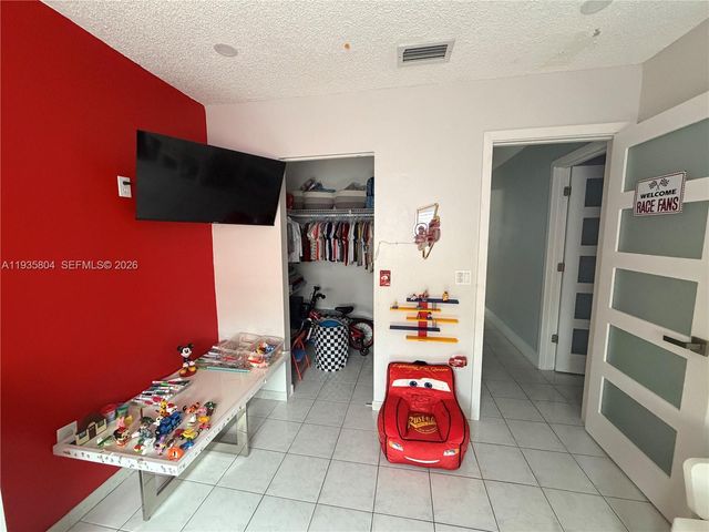 25050 SW 129th Ct, Homestead, FL 33032