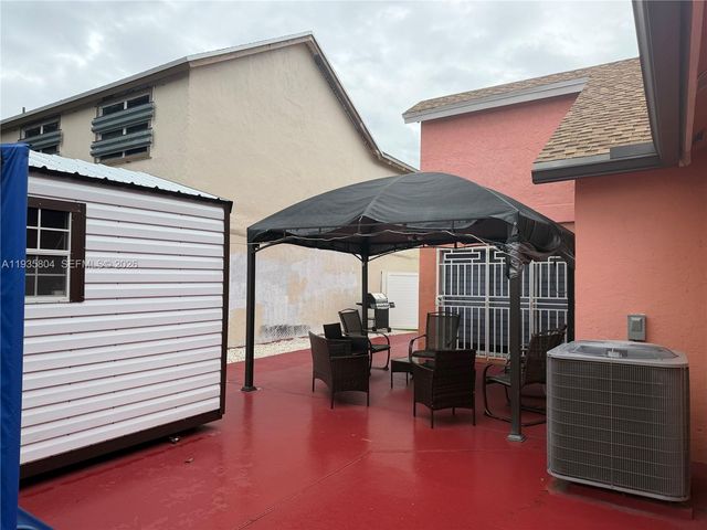 25050 SW 129th Ct, Homestead, FL 33032