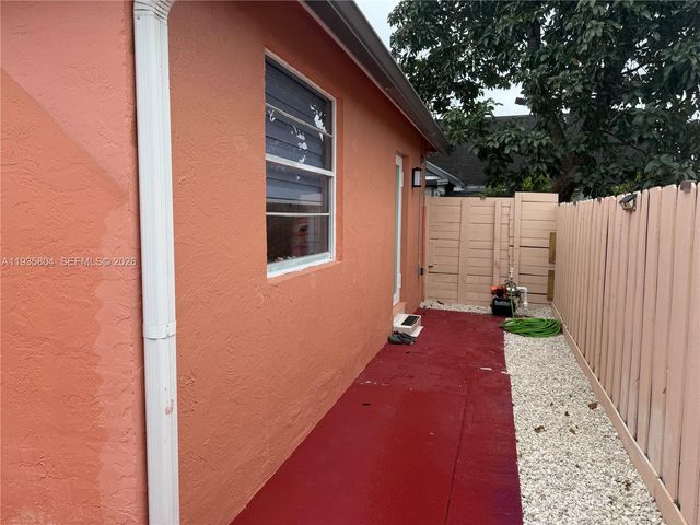 25050 SW 129th Ct, Homestead, FL 33032