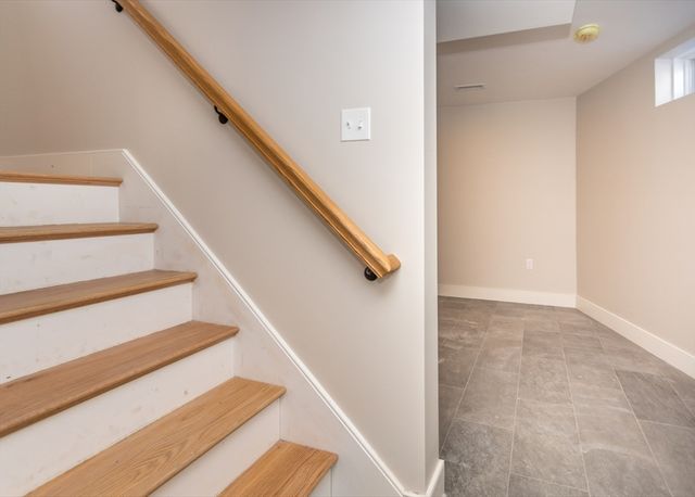 89 Hardy Pond Road, Waltham, MA 02452