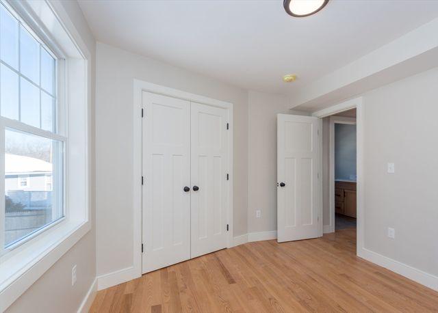 89 Hardy Pond Road, Waltham, MA 02452