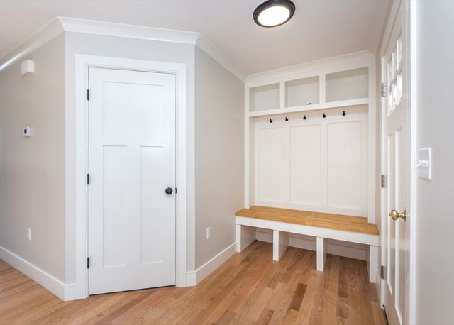 89 Hardy Pond Road, Waltham, MA 02452