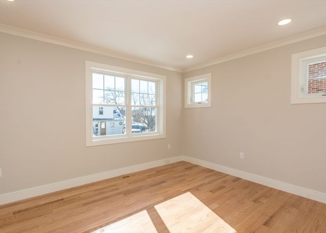 89 Hardy Pond Road, Waltham, MA 02452