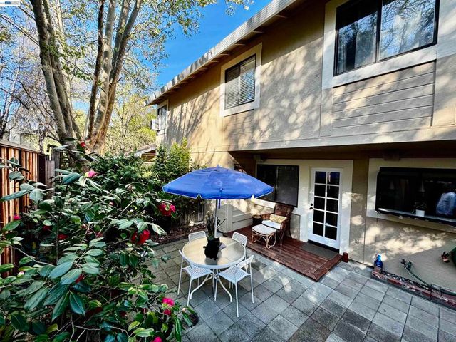 7642 Arbor Creek Circle, Dublin, CA 94568