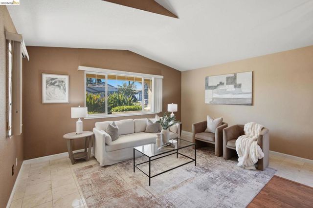 5204 Chinook Ct, Antioch, CA 94531