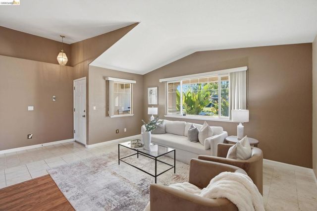 5204 Chinook Ct, Antioch, CA 94531