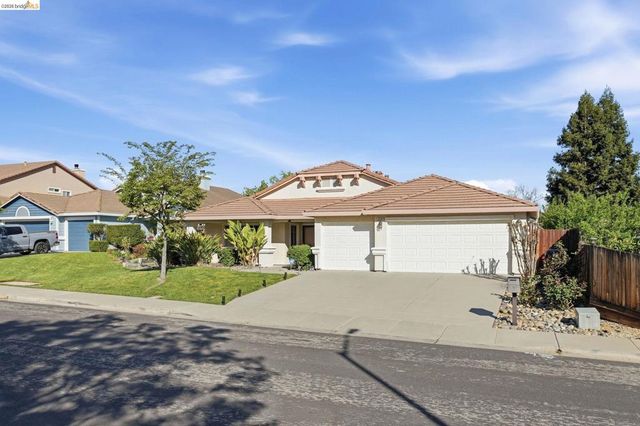 5204 Chinook Ct, Antioch, CA 94531