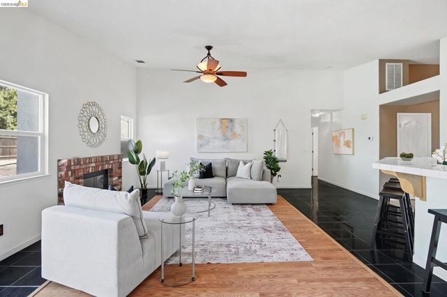 5204 Chinook Ct, Antioch, CA 94531