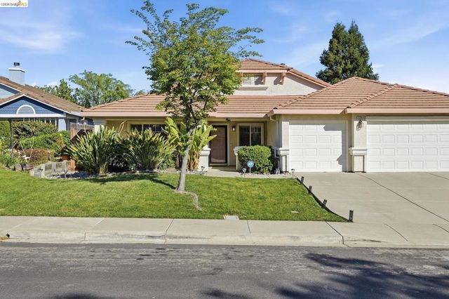 5204 Chinook Ct, Antioch, CA 94531